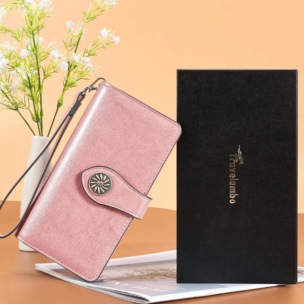 Travelambo Women's pink leather Wallet - Picture 2 of 6